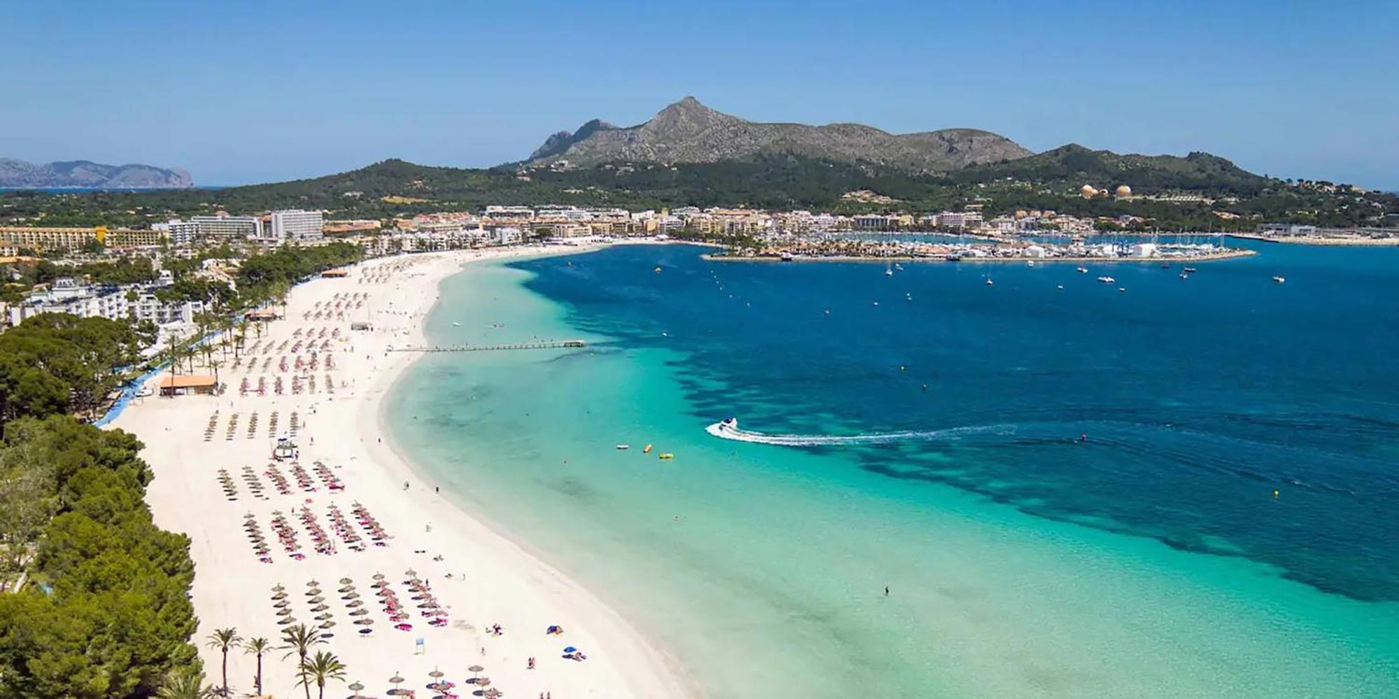 Mosca, Garden And Swimming Pool Close To * Alcudia (Mallorca)