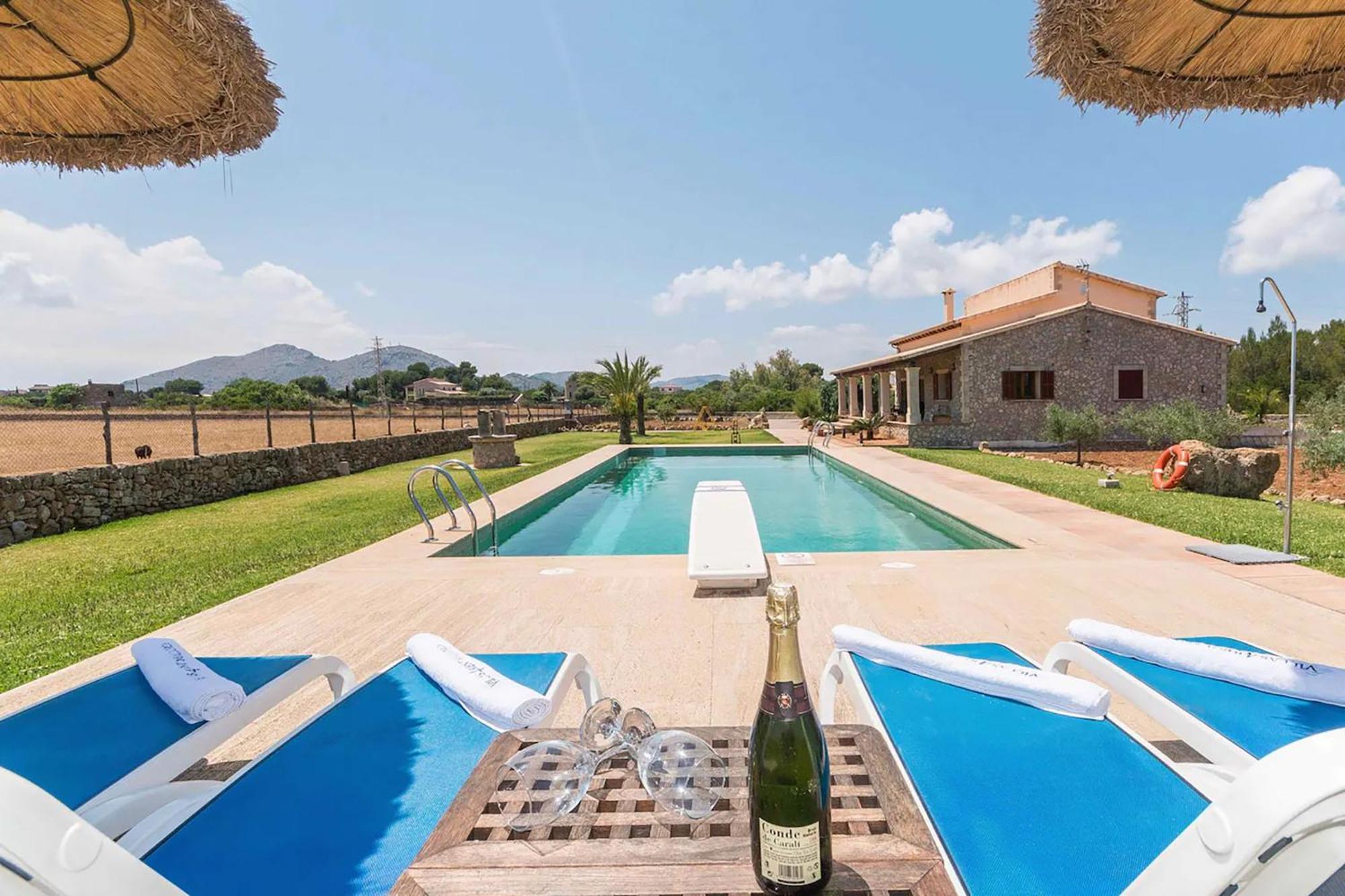 Mosca, Garden And Swimming Pool Close To