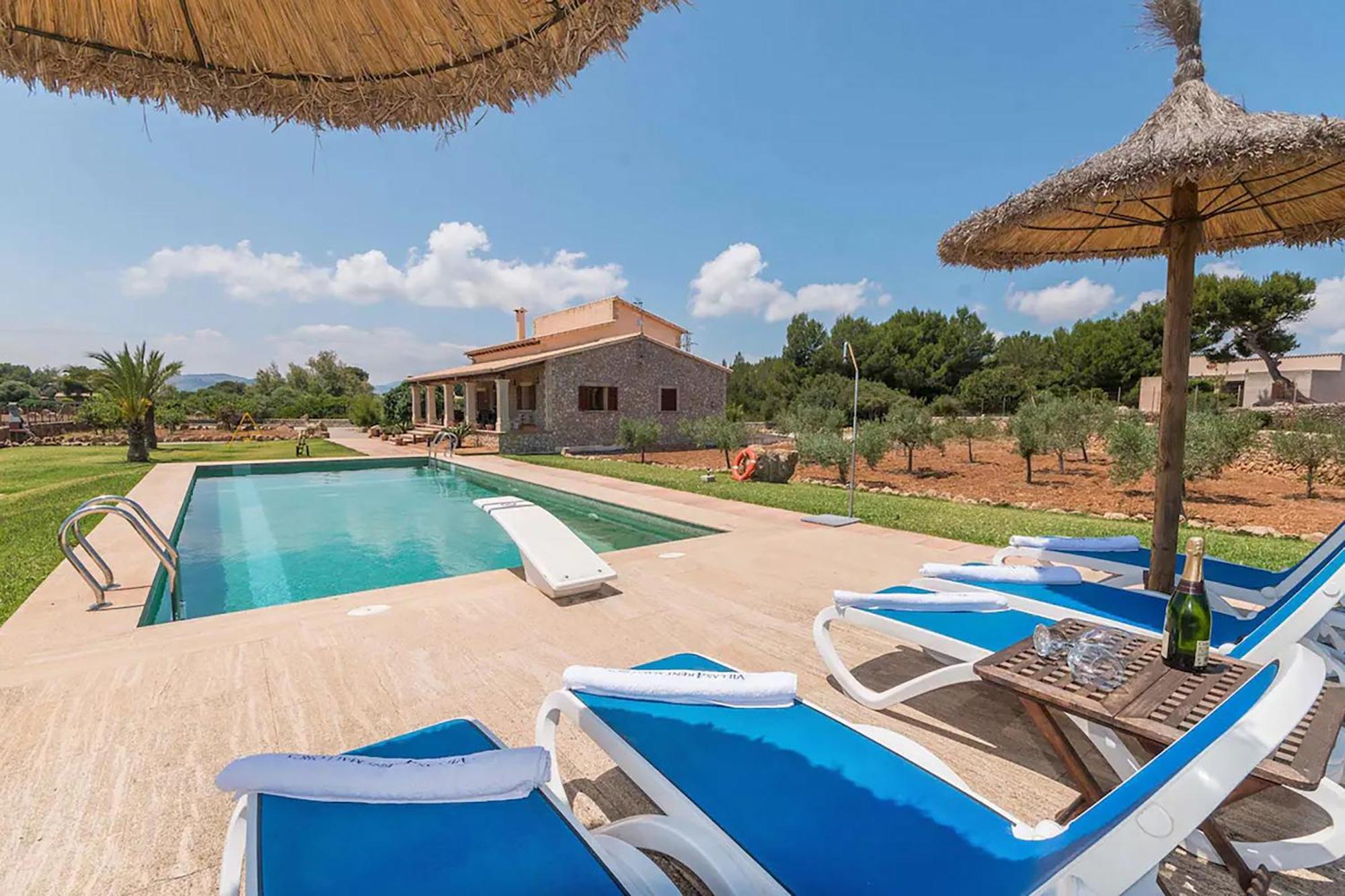 Mosca, Garden And Swimming Pool Close To