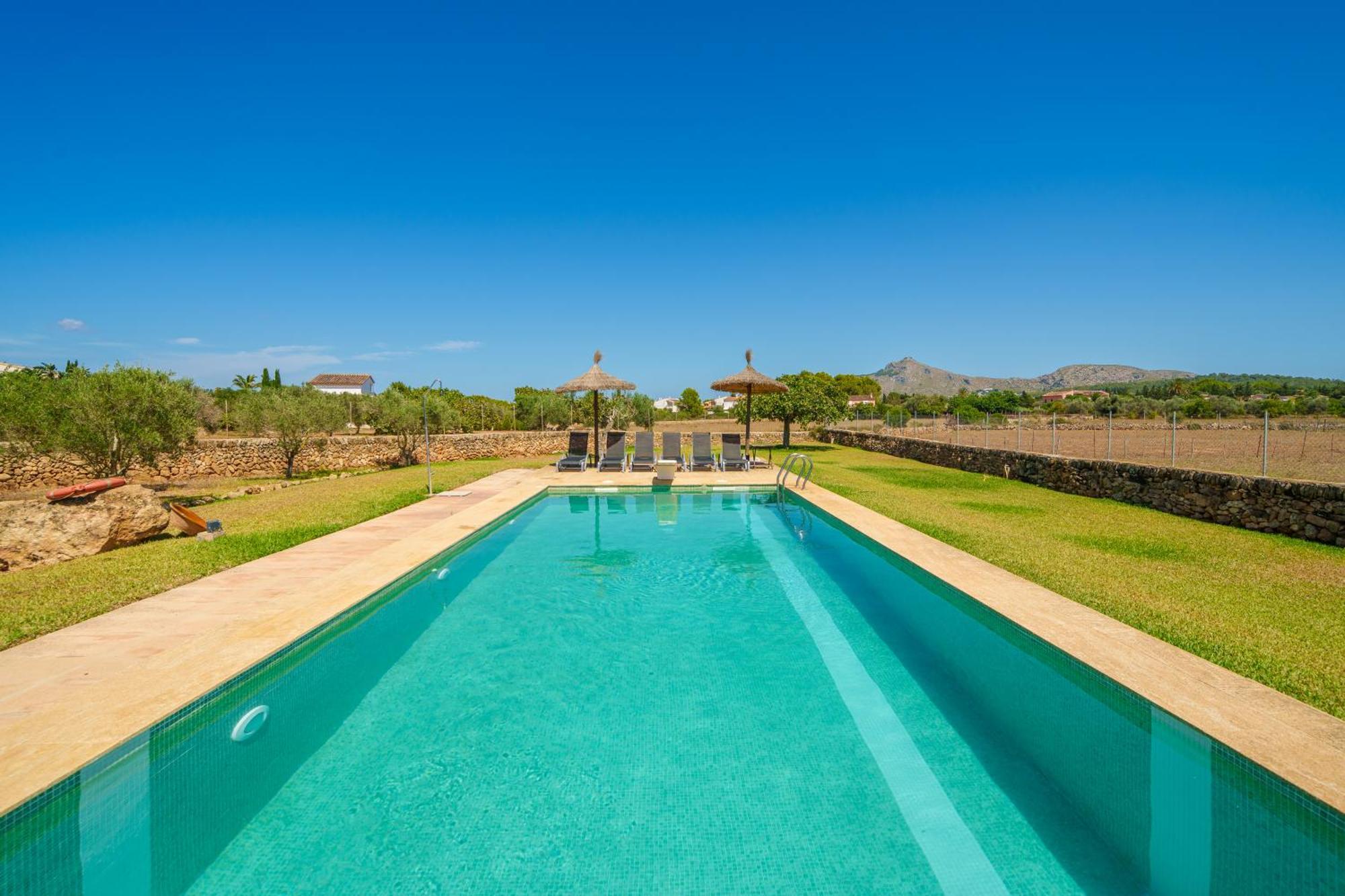 Mosca, Garden And Swimming Pool Close To