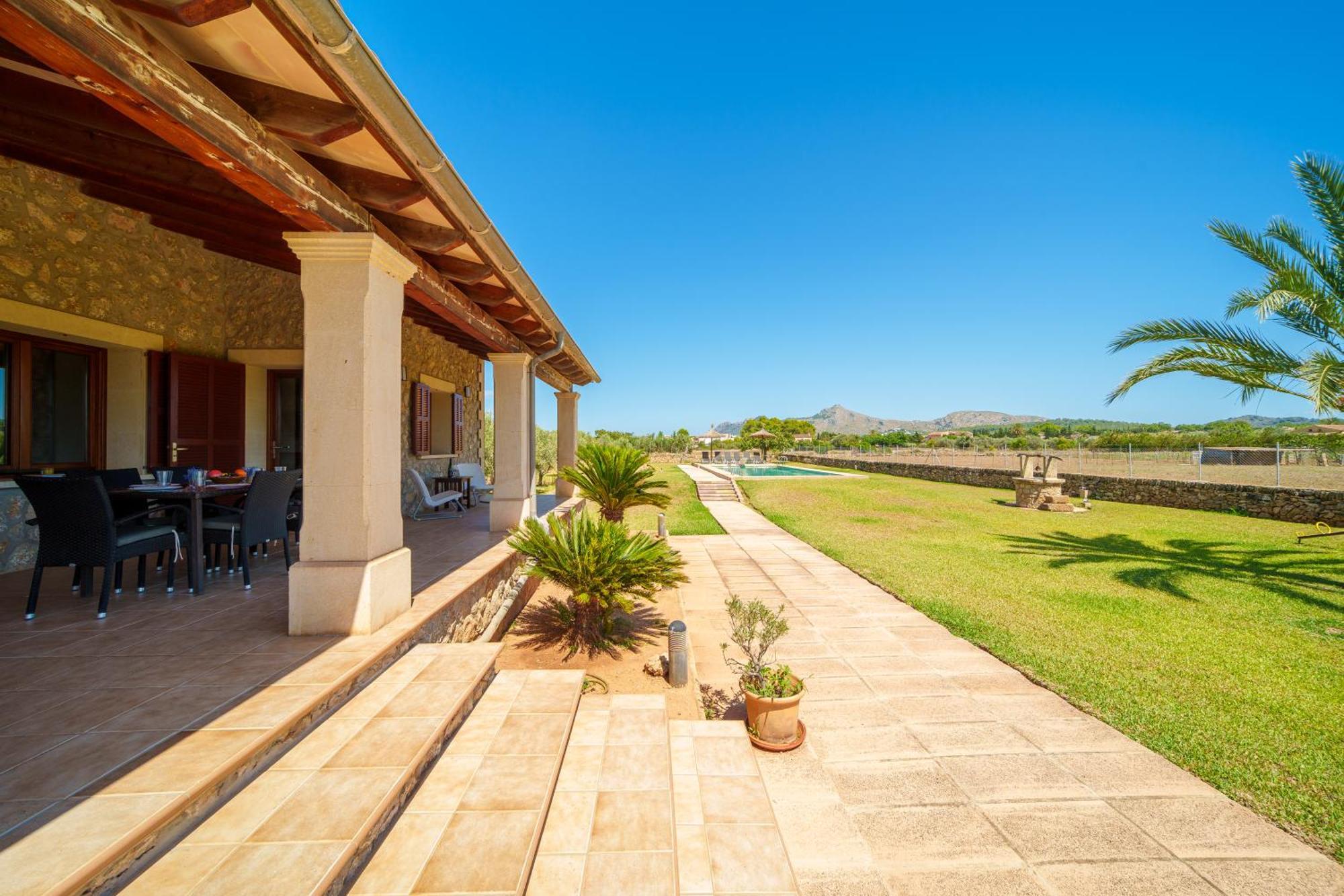 Villa Mosca, Garden And Swimming Pool Close To