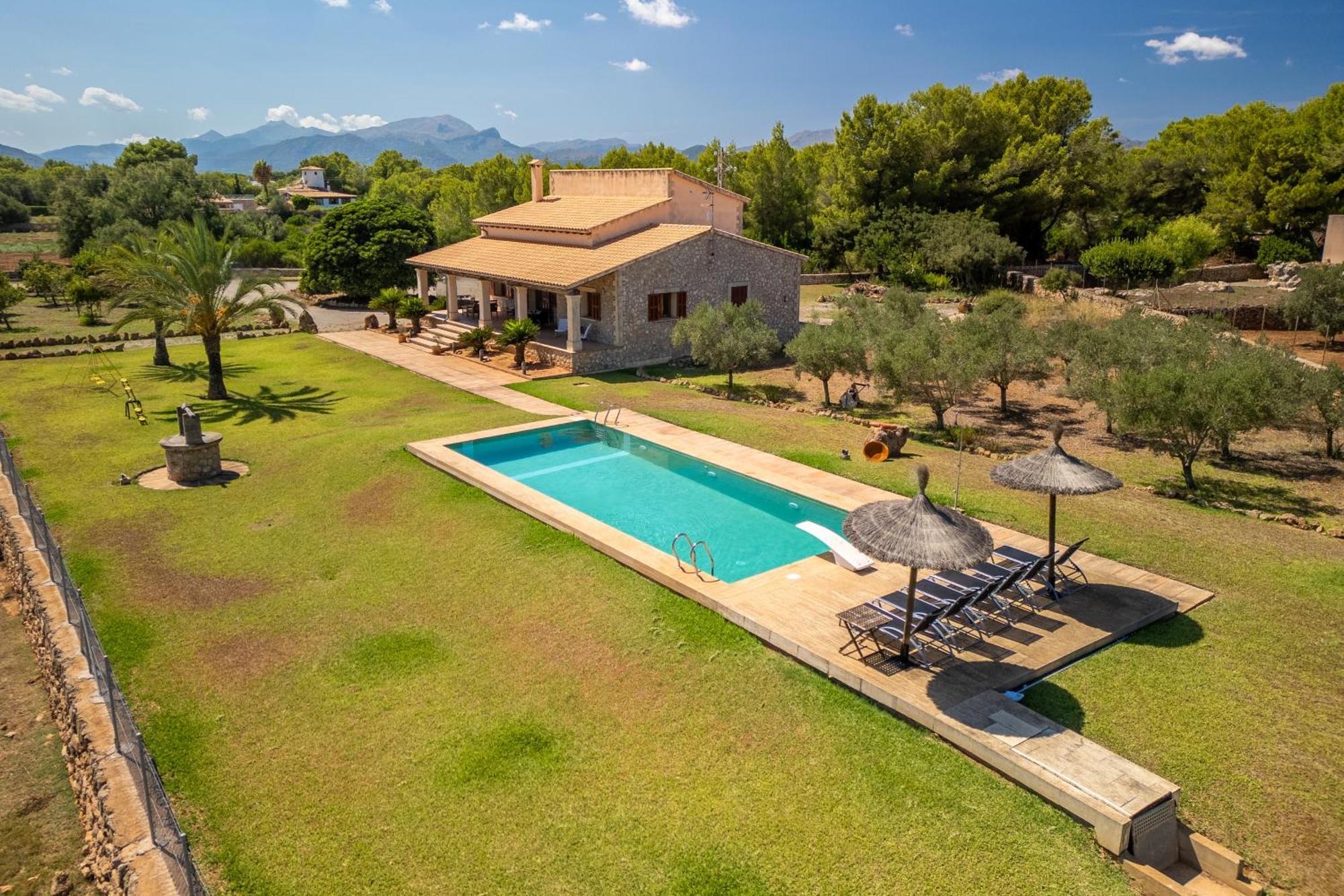 Mosca, Garden And Swimming Pool Close To Villa *