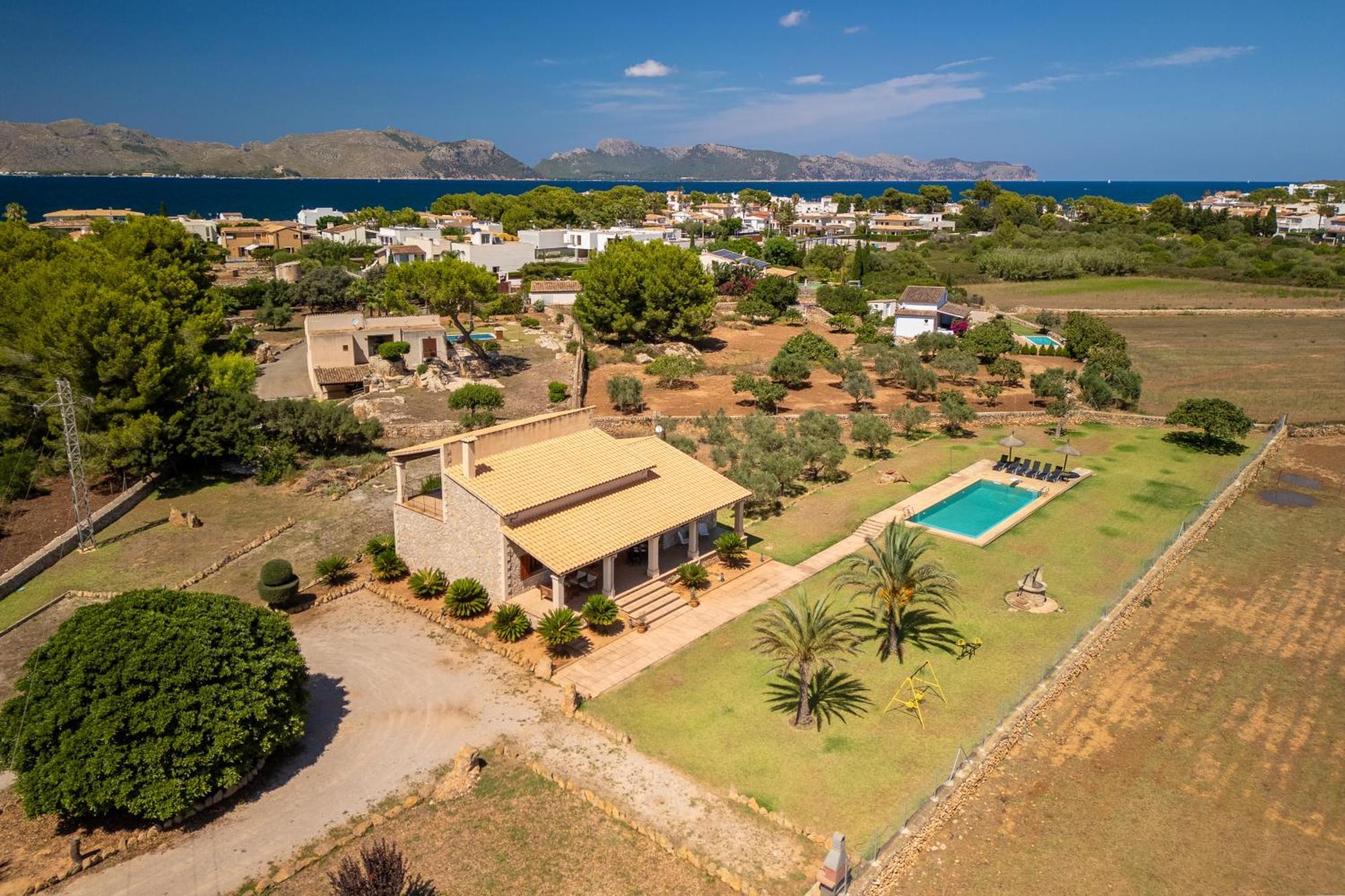 Mosca, Garden And Swimming Pool Close To Villa